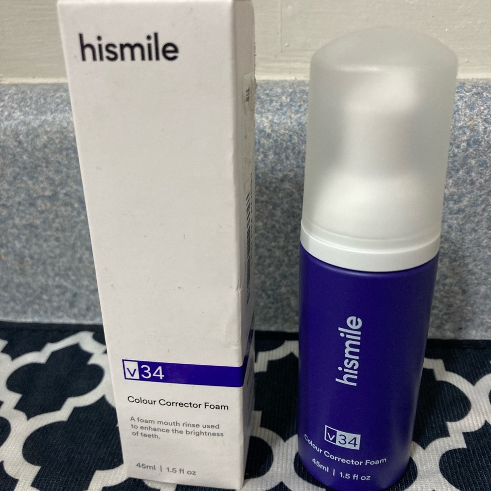 Hismile v34 color Corrector Foam